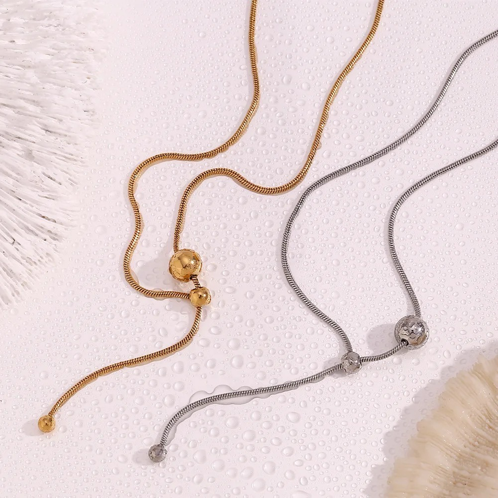 Flora Necklace