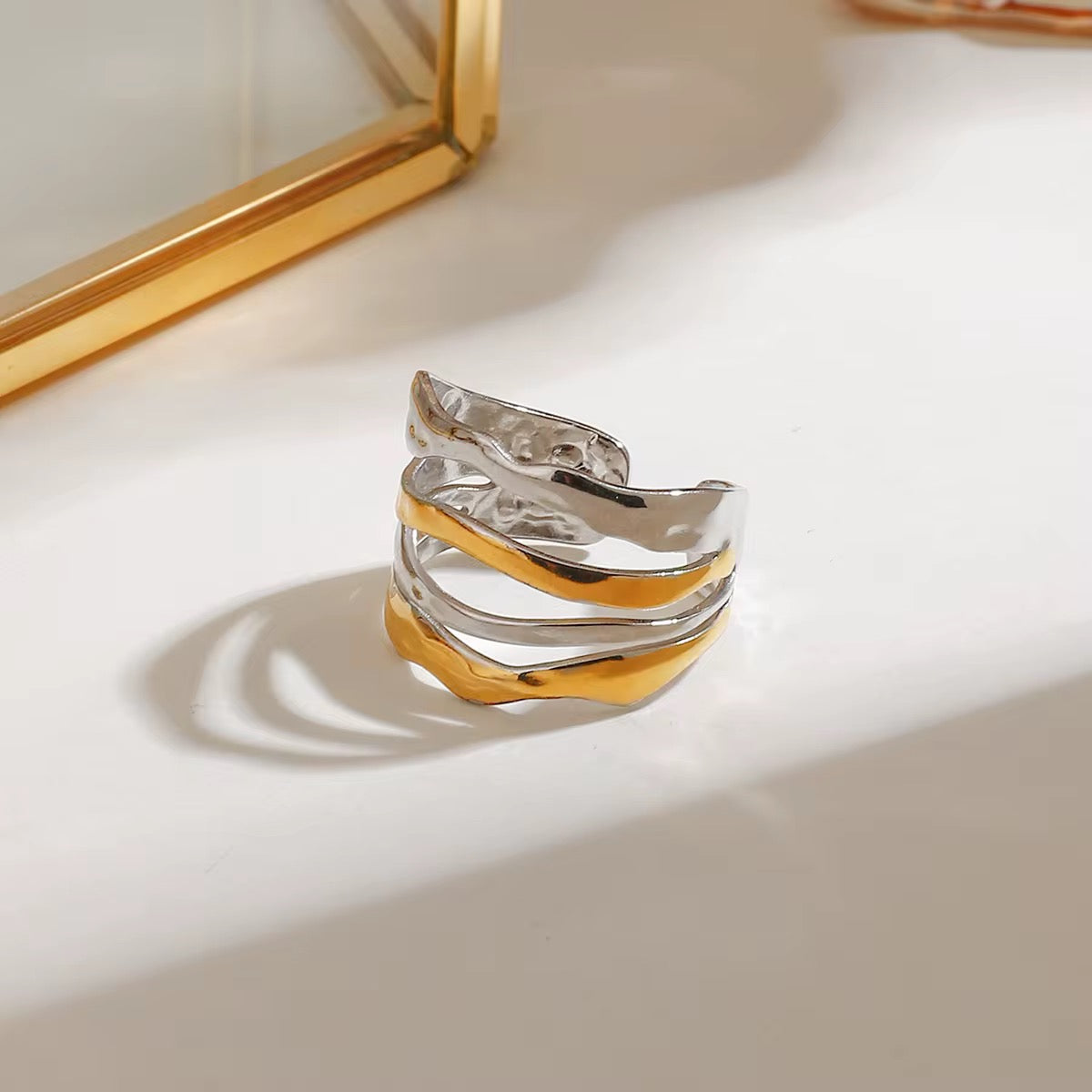 Solon Ring