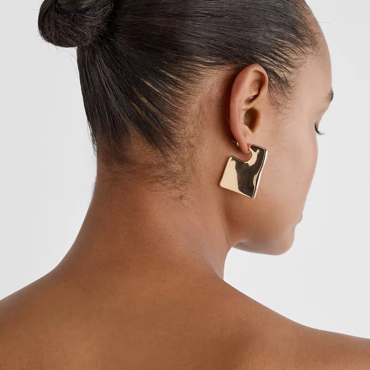 Nia Earrings